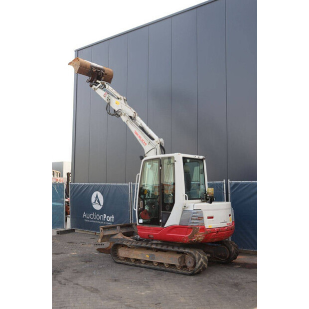 2017 TAKEUCHI TB250-41810309