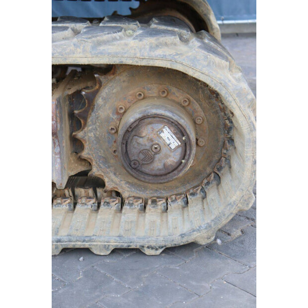 1999 بيلجوب 233-41810333