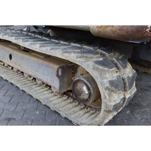 1999 بيلجوب 233-41810334