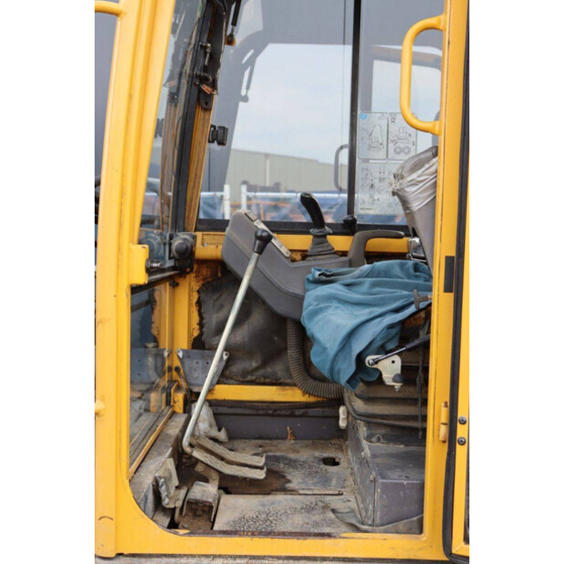 1999 بيلجوب 233-41810340