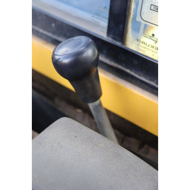 1999 بيلجوب 233-41810346