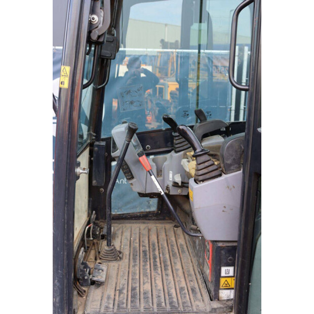 2014 KUBOTA KX018-4-41810416