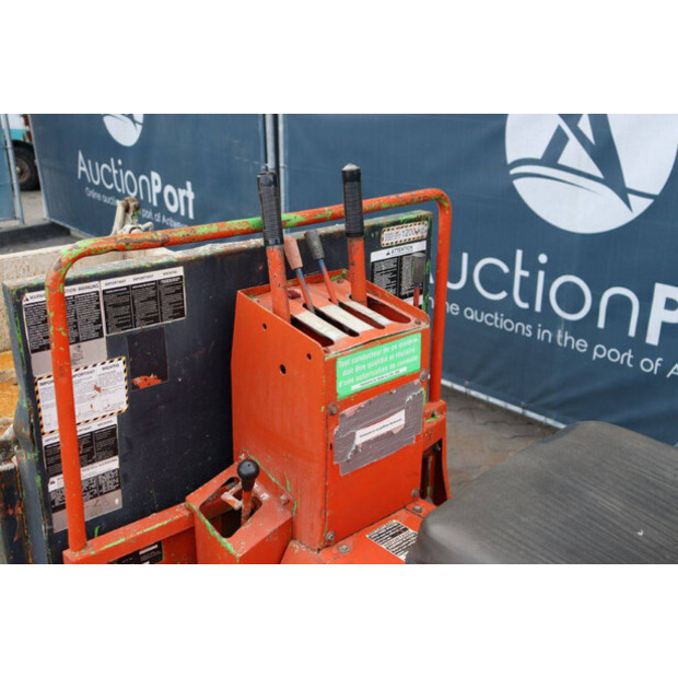 2001 كوبوتا KC100H-41810450