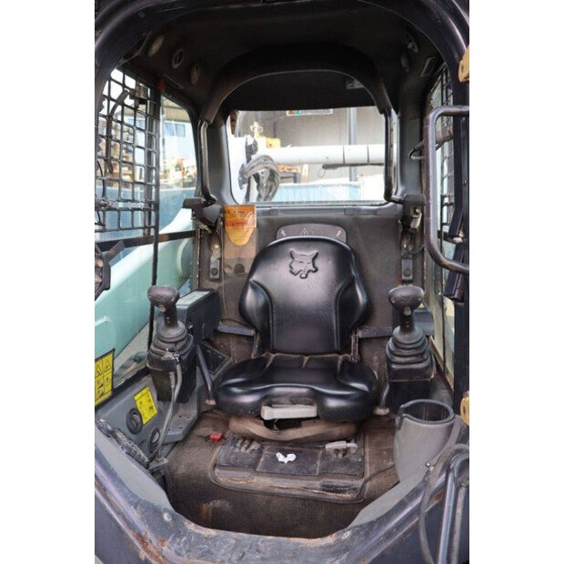 2011 BOBCAT T870-41810490