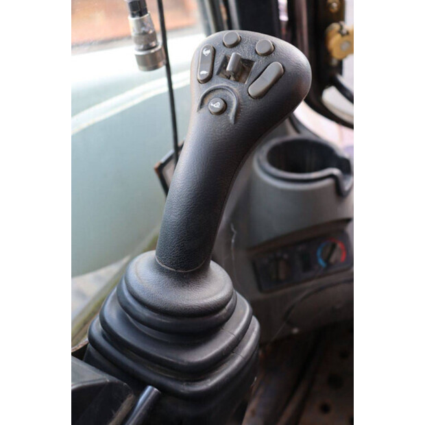 2011 BOBCAT T870-41810493