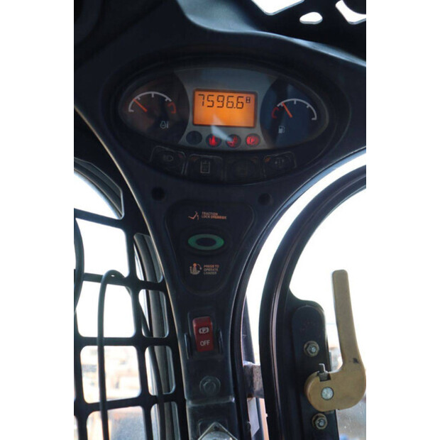 2011 BOBCAT T870-41810494