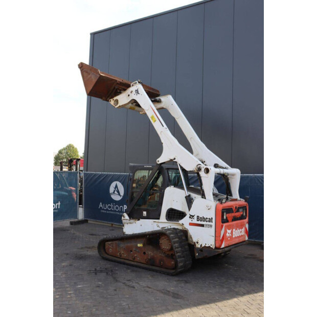 2011 BOBCAT T870-41810500