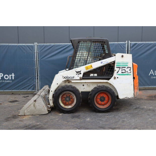 2000 BOBCAT 753-41810573