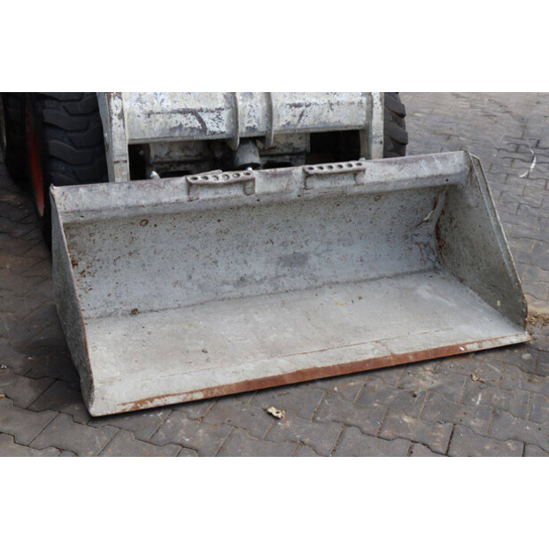 2000 BOBCAT 753-41810582