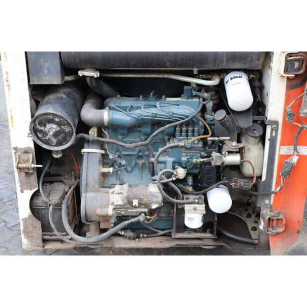 2000 BOBCAT 753-41810592