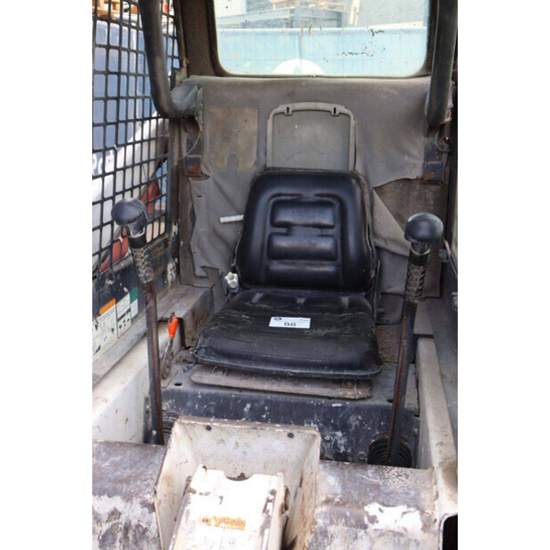 2000 BOBCAT 753-41810595