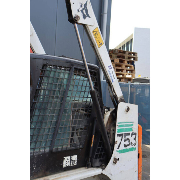 2000 BOBCAT 753-41810608