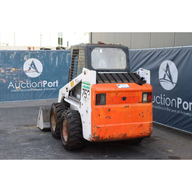 2000 BOBCAT 753-41810691