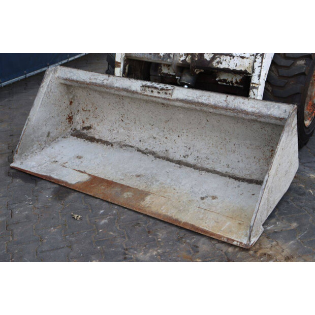 2000 BOBCAT 753-41810697
