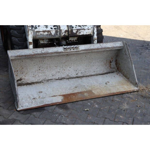 2000 BOBCAT 753-41810698