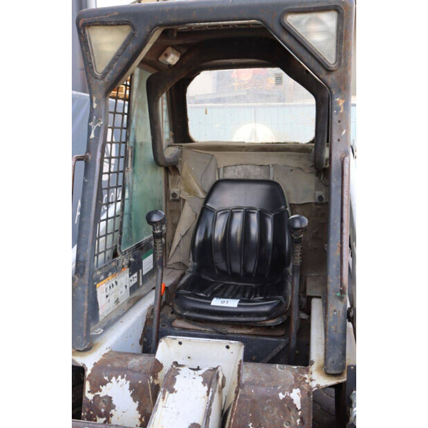 2000 BOBCAT 753-41810712