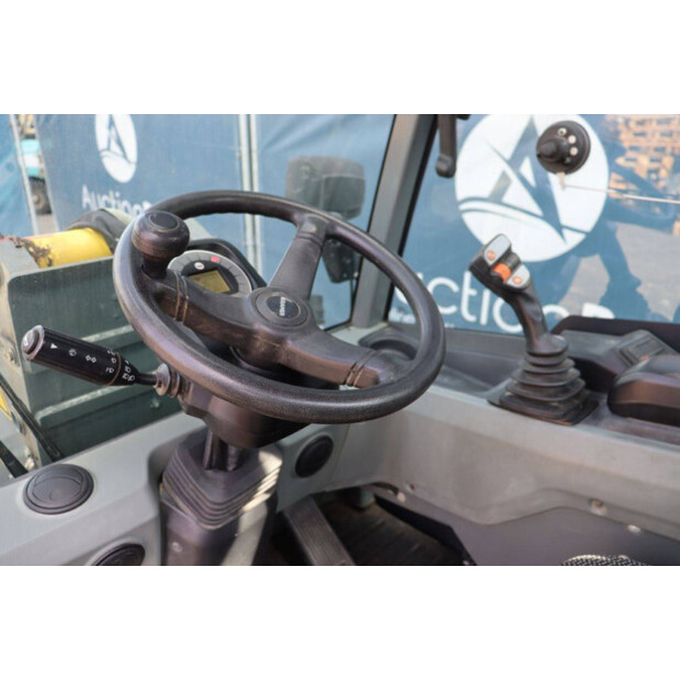 2020 YANMAR 358-41810797