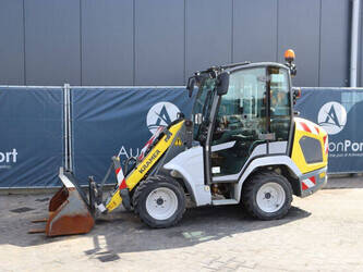 Image for WHEEL LOADERS 2020 KRAMER 358