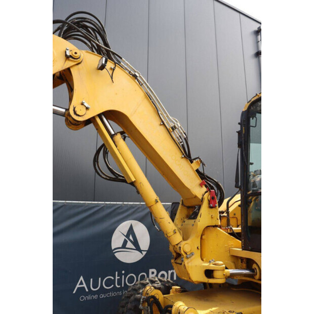 2012 Komatsu PW98MR-8-41810871