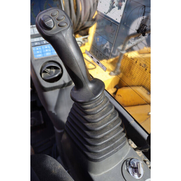 2012 Komatsu PW98MR-8-41810893
