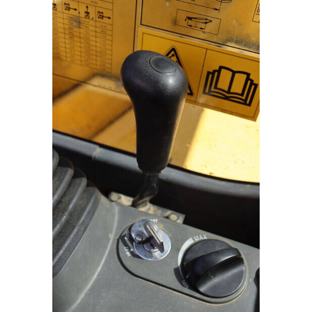 2012 Komatsu PW98MR-8-41810894