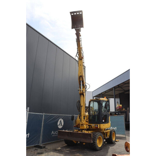 2012 Komatsu PW98MR-8-41810899