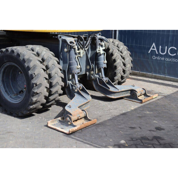 2018 Komatsu PW118MR-11-41810956