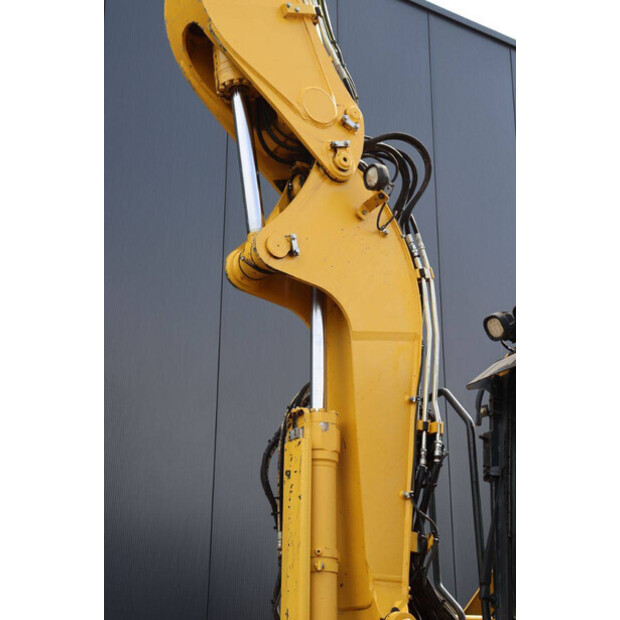 2018 Komatsu PW118MR-11-41810958