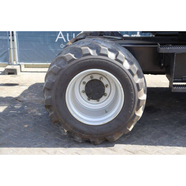 2017 SCHAEFF TW110-41810980