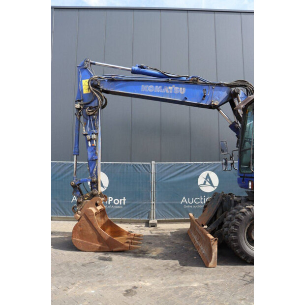 2011 Komatsu PW148-8-41811110