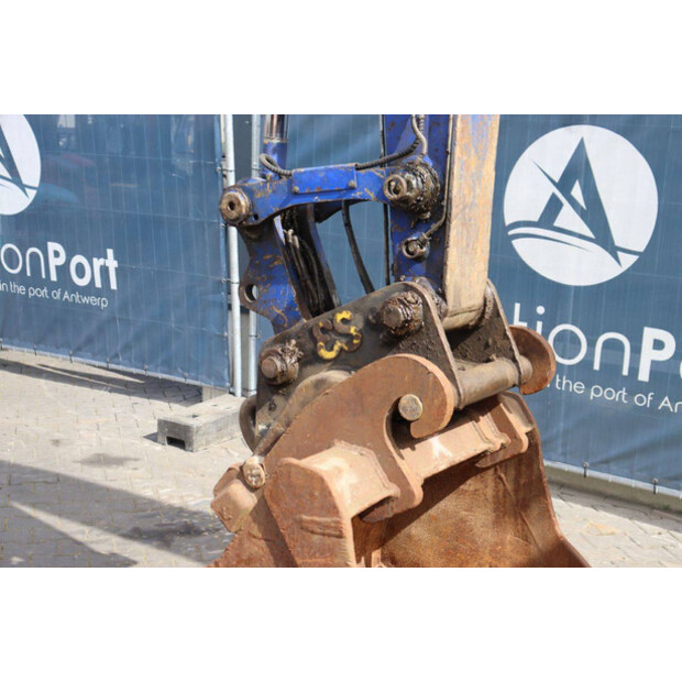 2011 Komatsu PW148-8-41811113