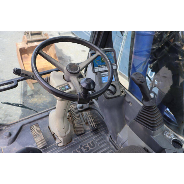 2011 Komatsu PW148-8-41811133