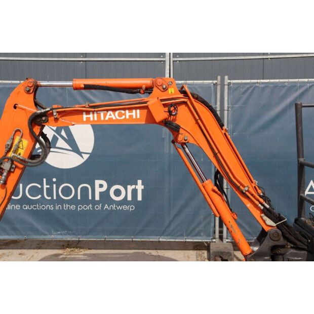 2007 هيتاشى ZX17U-41811228