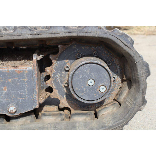 2007 هيتاشى ZX17U-41811233