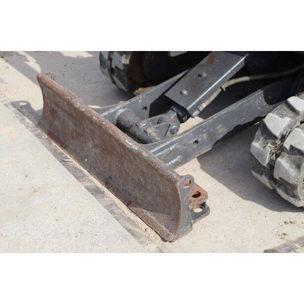 2007 هيتاشى ZX17U-41811257