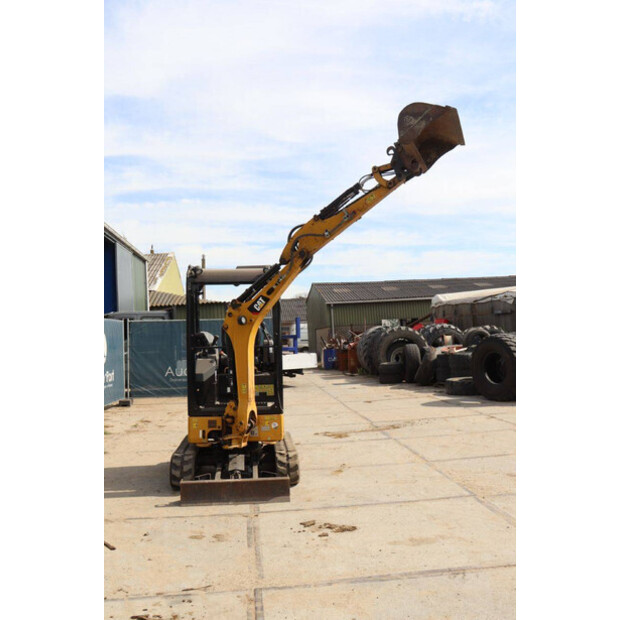 2019 كاتربيلر 301.7CR-41811311