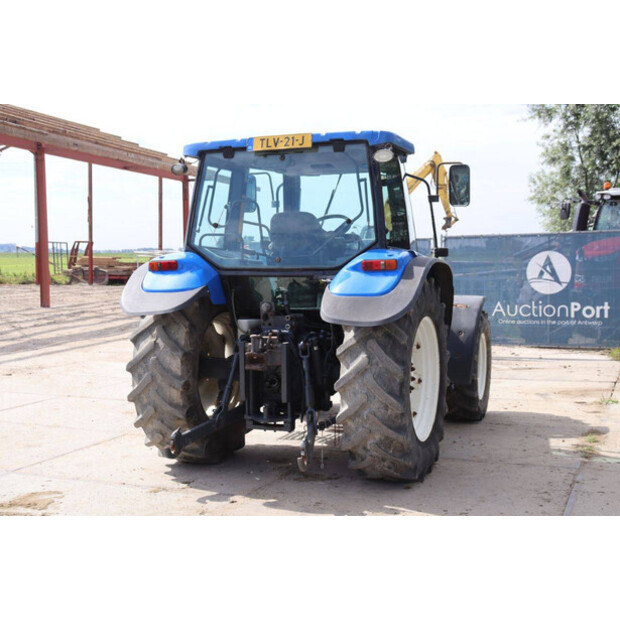 2001 New Holland TL90-41811404