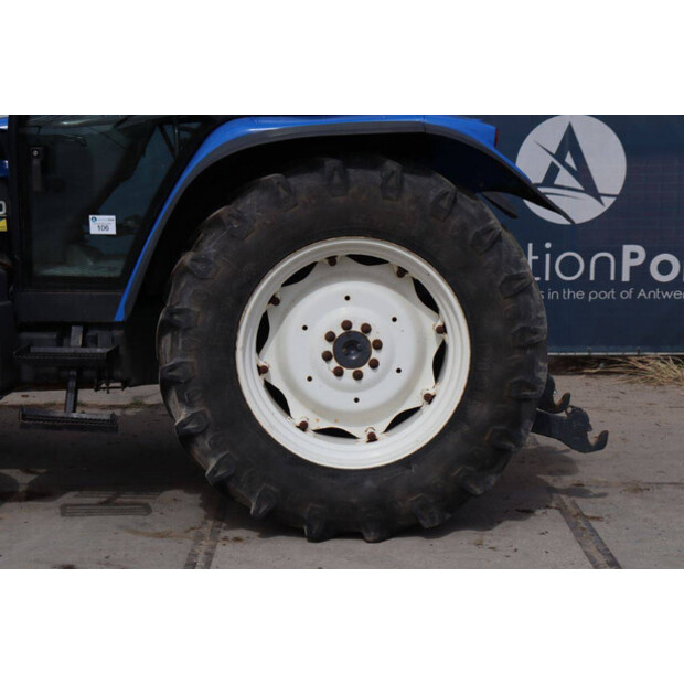 2001 New Holland TL90-41811417