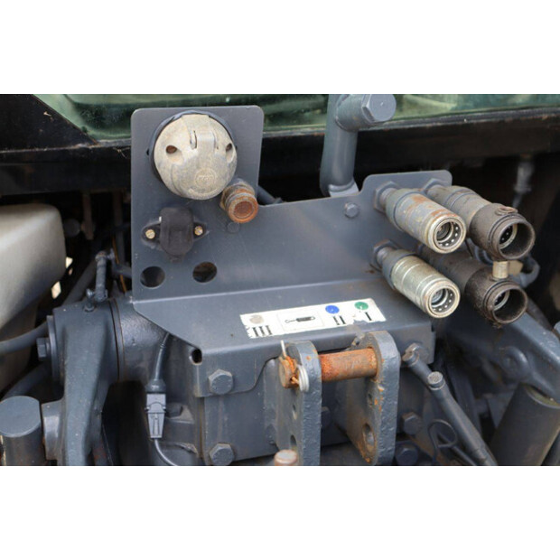 2001 New Holland TL90-41811426