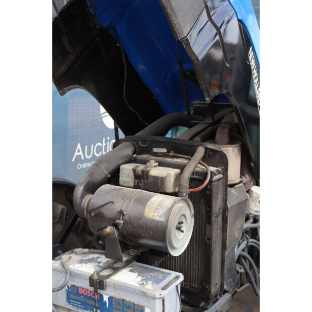 2001 New Holland TL90-41811428