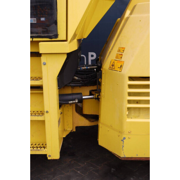2004 BOMAG CC222HF-41811560