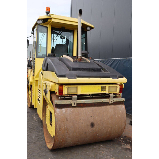 2004 BOMAG CC222HF-41811562