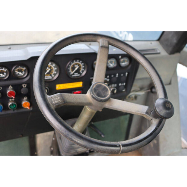 2004 BOMAG CC222HF-41811573