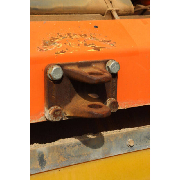 2009 بوماج BW151AD-4-41811597