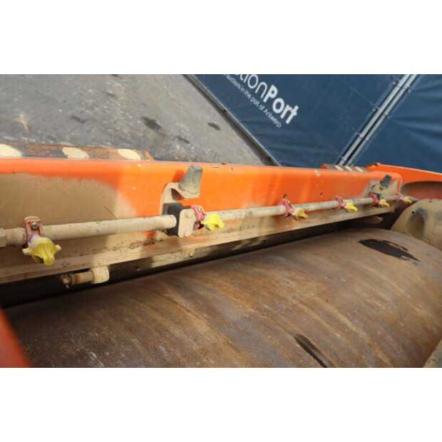 2009 بوماج BW151AD-4-41811602
