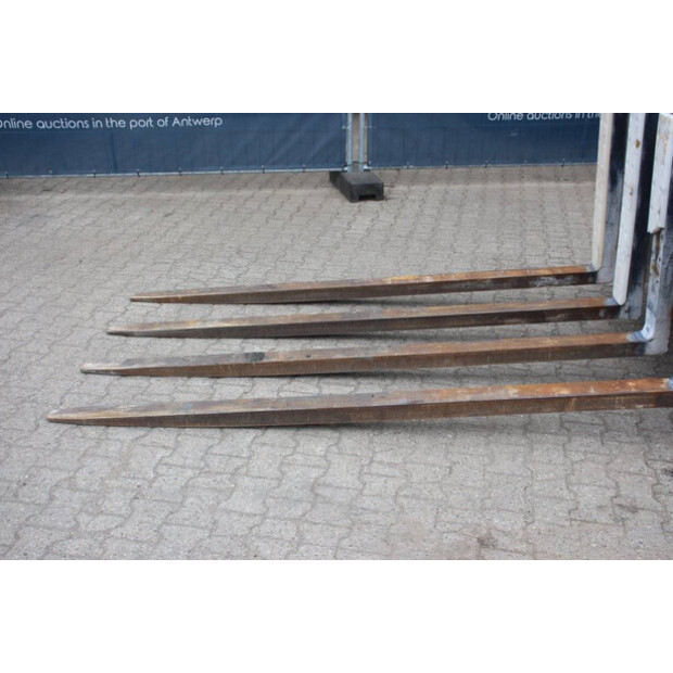 Hyundai 80D-9-41811730