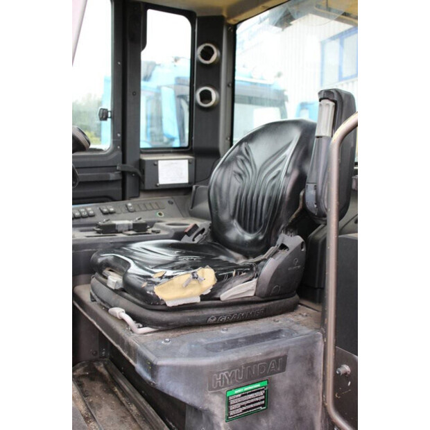 Hyundai 80D-9-41811742