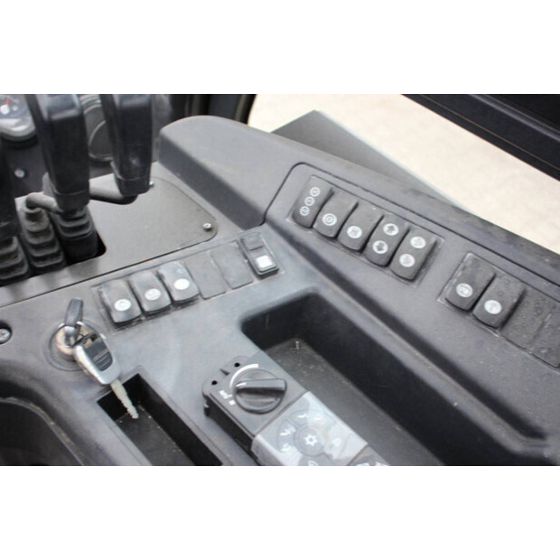 Hyundai 80D-9-41811746