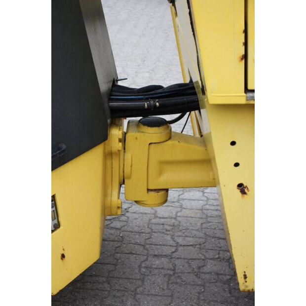 1998 بوماج BW144 AD-2-41811769