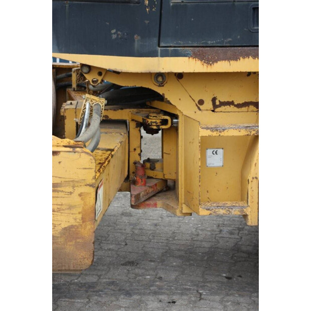 1998 كاتربيلر CS-563C-41811865